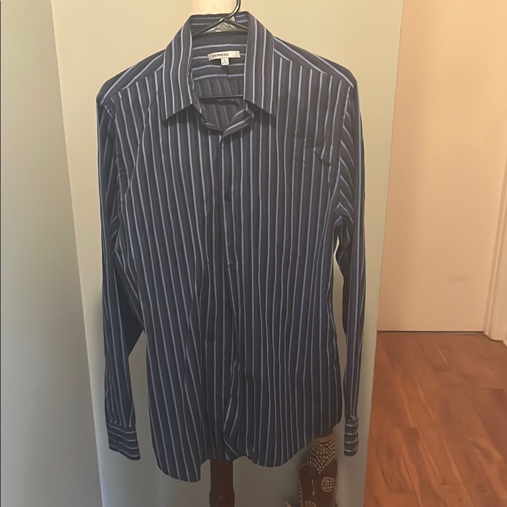 Express 1MX Fitted Blue striped SZ Large Casual Button Down Shirt